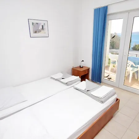 Apartman By The Sea Rtina - Miletici, Zadar - 3257 *