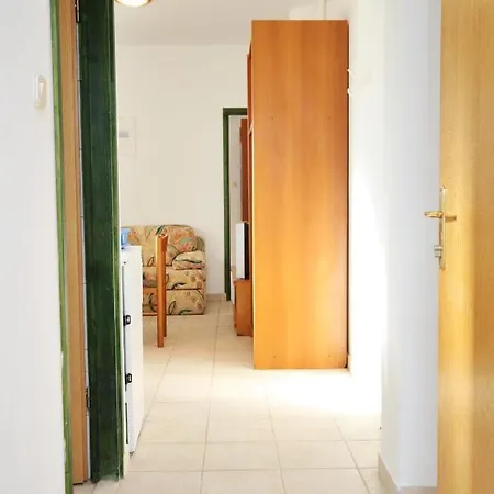 Apartman By The Sea Rtina - Miletici, Zadar - 3257